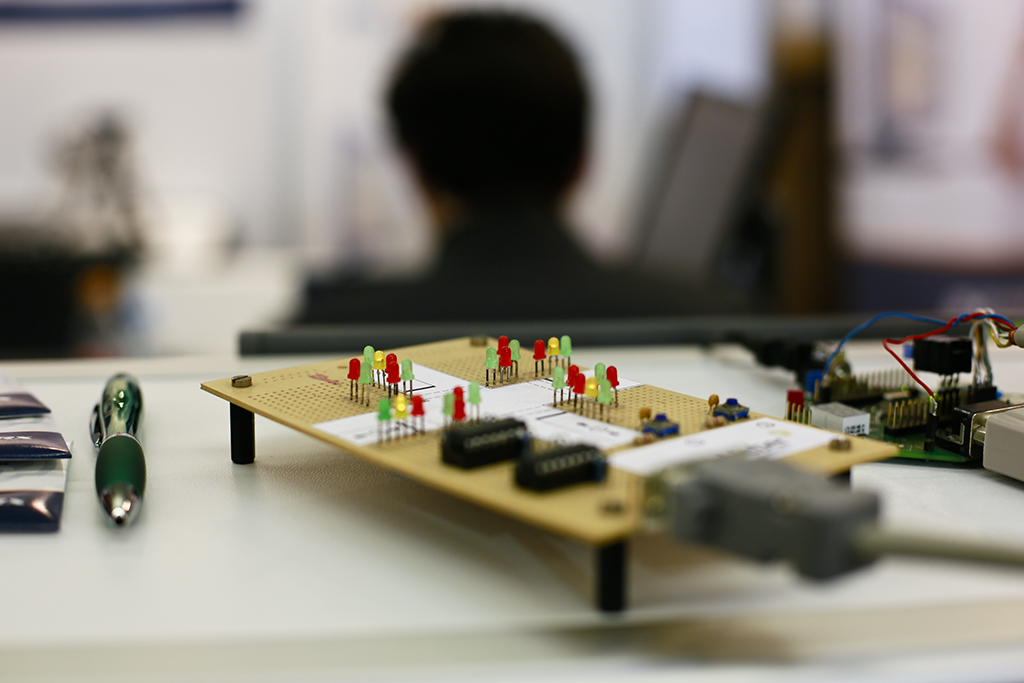 AMUSE and Embedded Systems